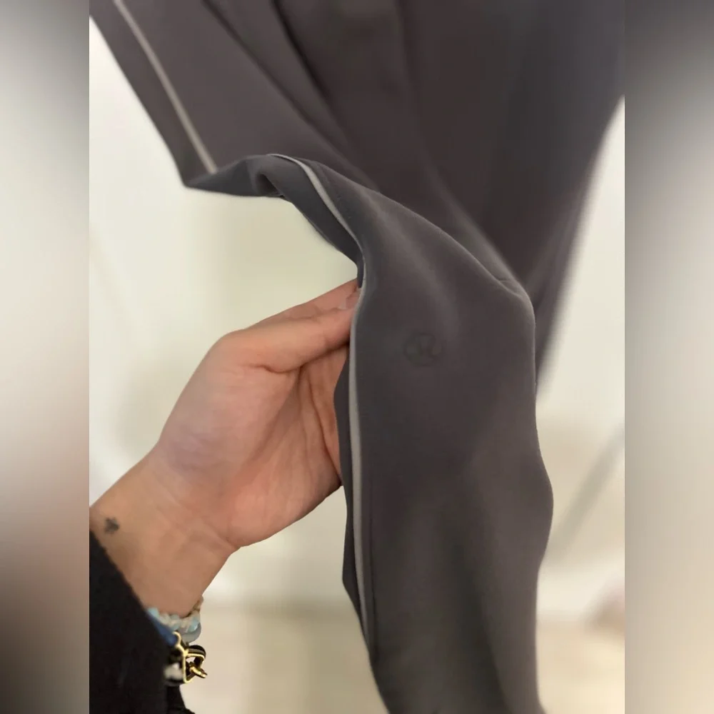Lululemon Right On Track Pants